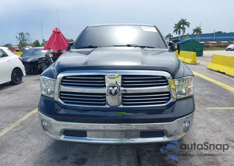 2018 Ram 1500 Big Horn 4X4 6'4 Box z USA, uszkodzony, nr VIN 1C6RR7GG2JS218530